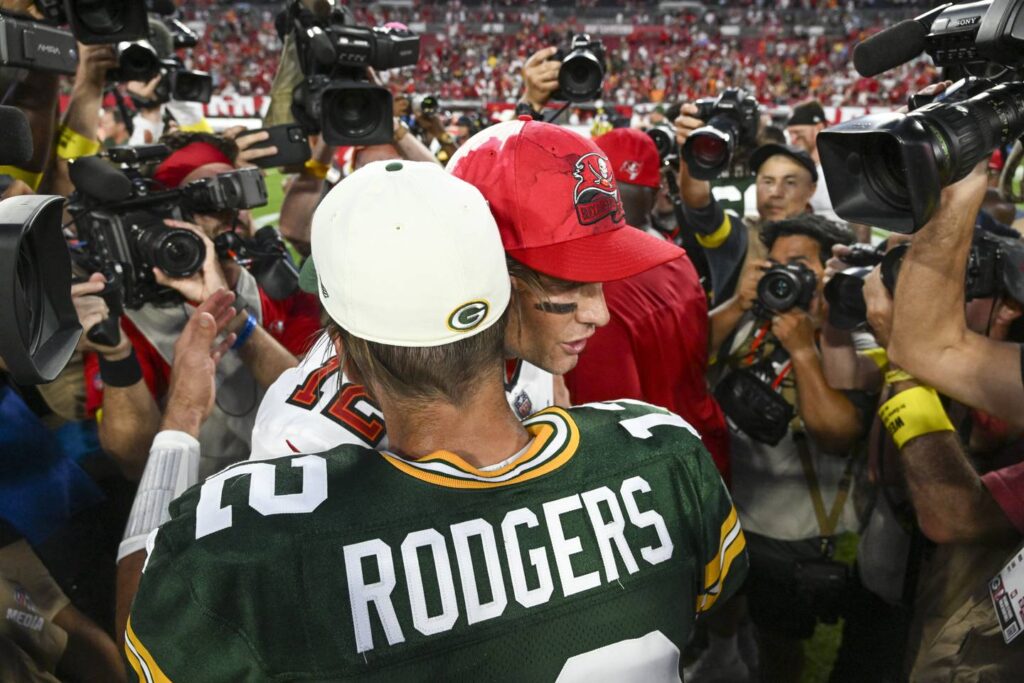 NFC North Week 3 roundup: Packers hold off Tom Brady and the Buccaneers, while the Vikings rally to edge the Lions