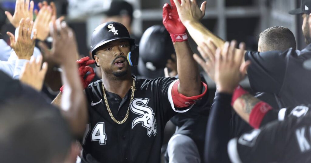 Eloy Jiménez stays hot with a 3-run homer in the Chicago White Sox’s 4-2 victory — their 10th win in 13 games