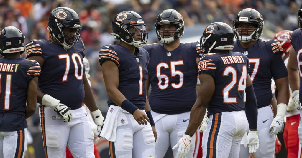 Chicago Bears Q&A: Why is the team at the bottom of NFL power rankings? How will Justin Fields’ progress be measured?