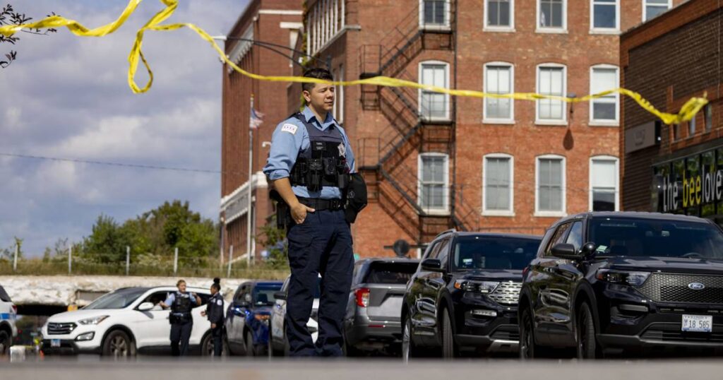 Waukegan man charged after breaking into Chicago police building Monday, police say