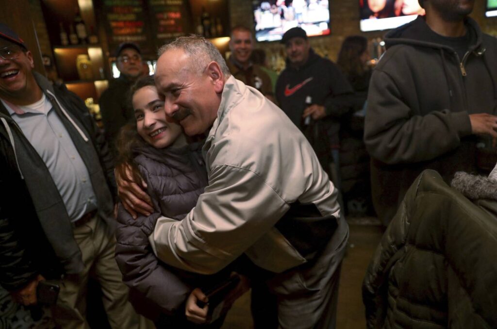 Northwest Side Ald. Ariel Reboyras joins exodus from Chicago City Council