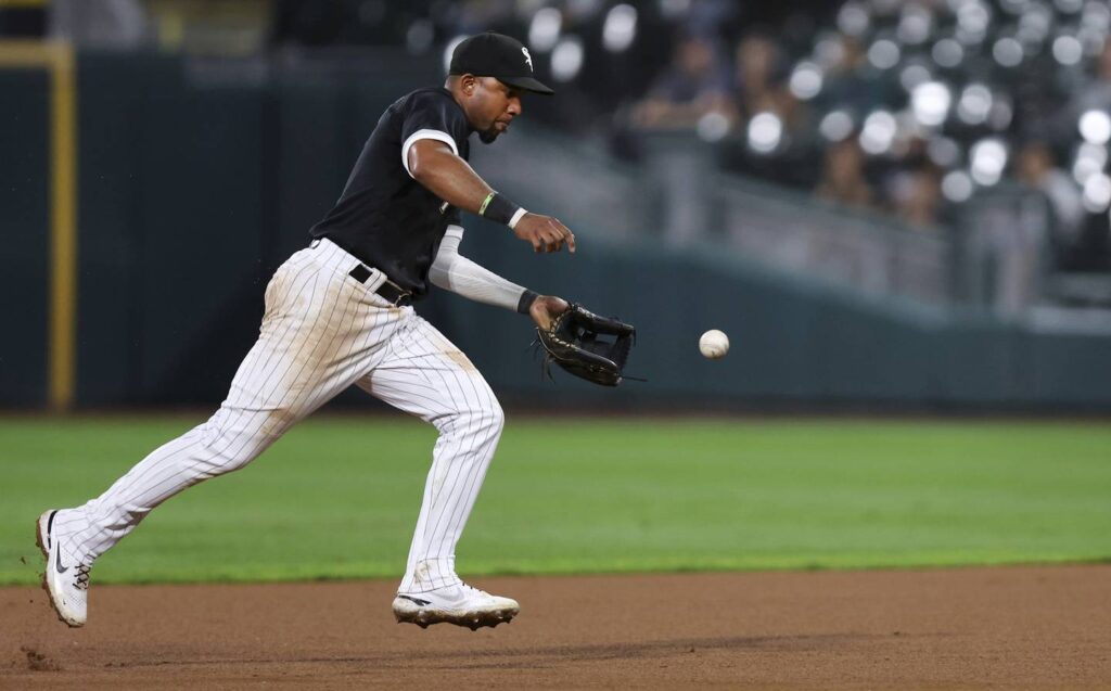 Column: The Chicago White Sox need Elvis Andrus at shortstop — even when Tim Anderson returns