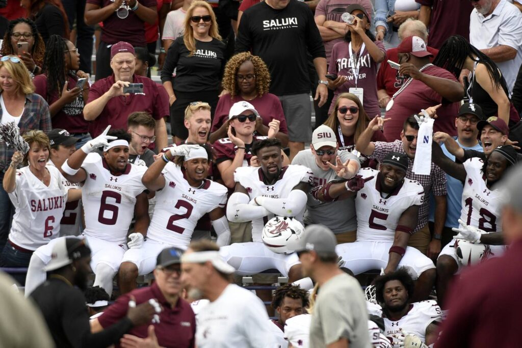 Nic Baker and Southern Illinois stun Northwestern 31-24 for the Salukis’ 2nd-ever win against a Big Ten opponent