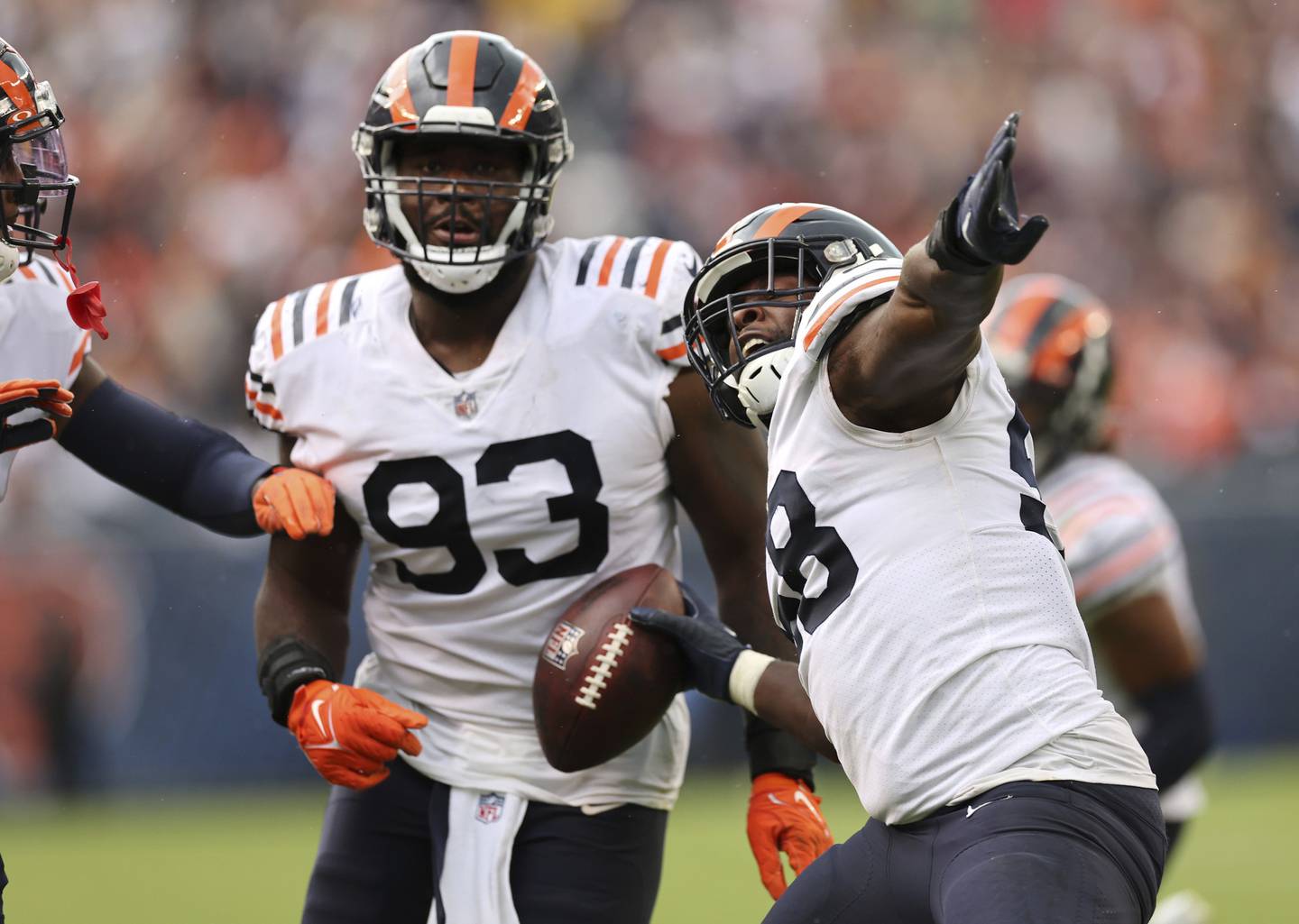 Bears linebacker Roquan Smith (58) celebrates after his interception in the fourth quarter against the Texans on Sept. 25, 2022, at Soldier Field.