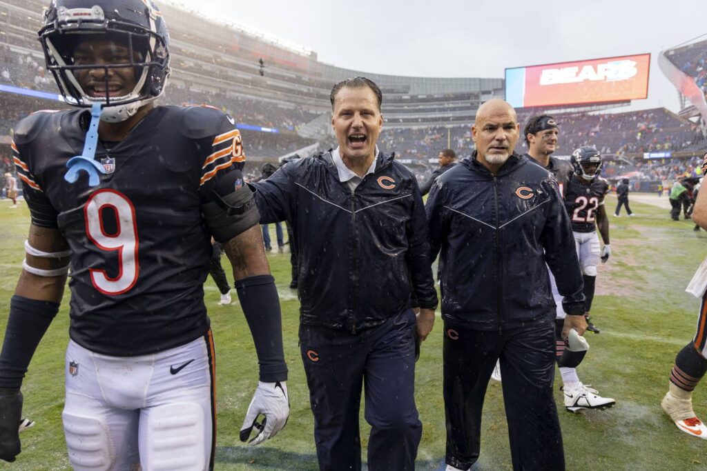 QB Justin Fields gets the Chicago Bears rolling with a special, off-script play: Brad Biggs’ 10 thoughts on the Week 1 win