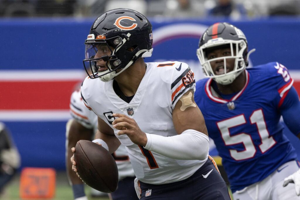 Chicago Bears QB rewind: Is Luke Getsy doing enough to turn Justin Fields loose in the passing attack?
