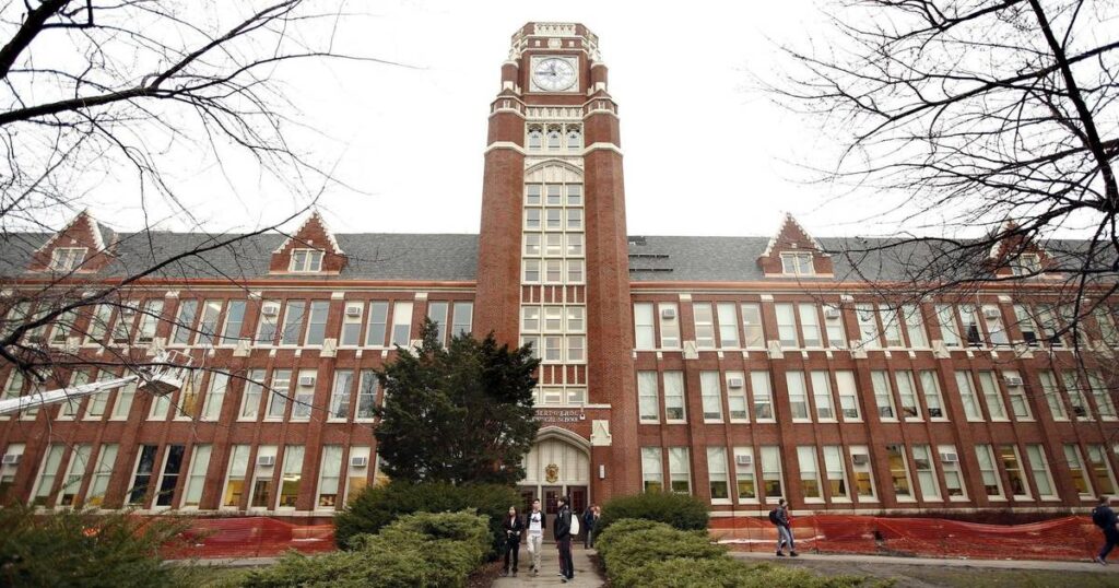 Lane Tech staff hold suspect until cops arrive after alleged sexual assault of student: prosecutors
