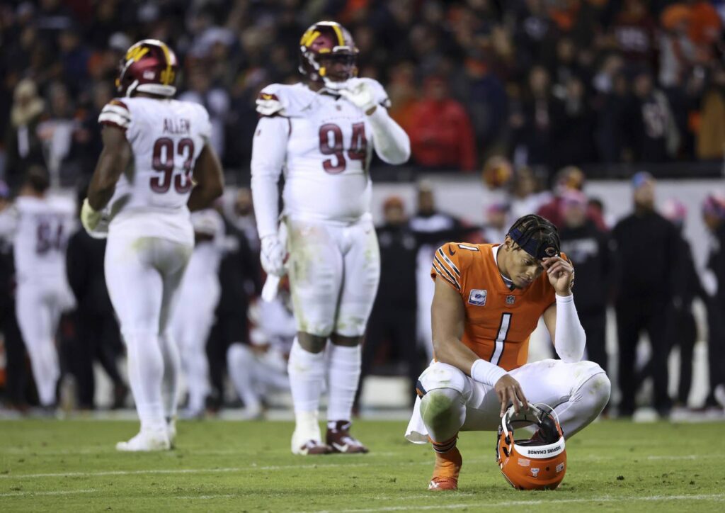 Justin Fields is sore physically and mentally, but Matt Eberflus says the Chicago Bears quarterback is ‘in a good spot’