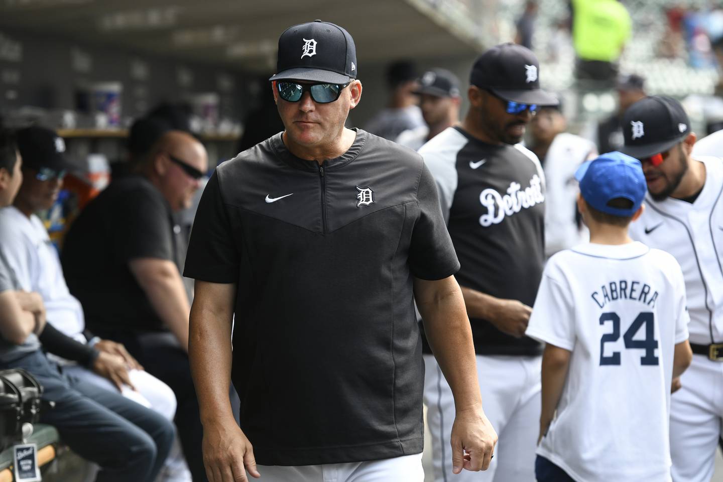 Tigers manager A.J. Hinch walks the dugout before a game against the White Sox on Sept. 18, 2022.