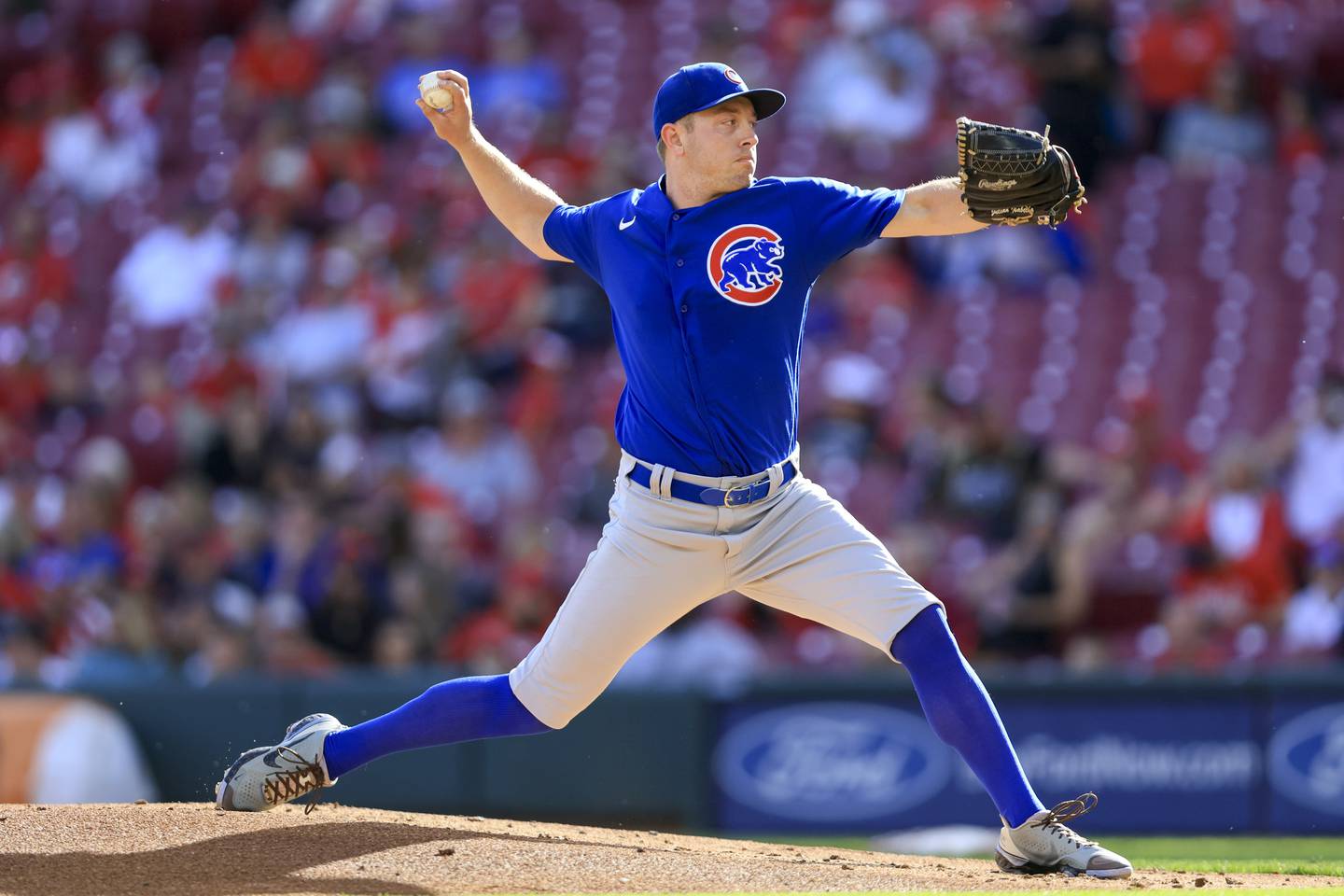 Cubs starter Adrian Sampson pitches during the first inning against the Reds on Wednesday, Oct. 5, 2022, in Cincinnati.