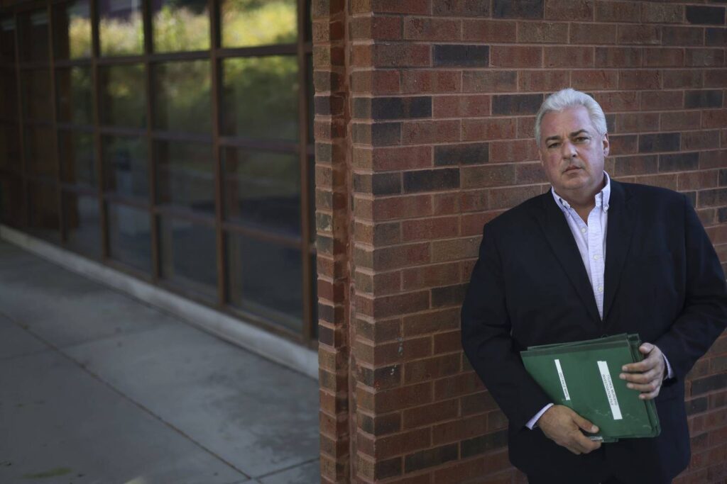 The Tylenol murders, part 6: A sting operation turned up the heat on a ‘perfect cold case’