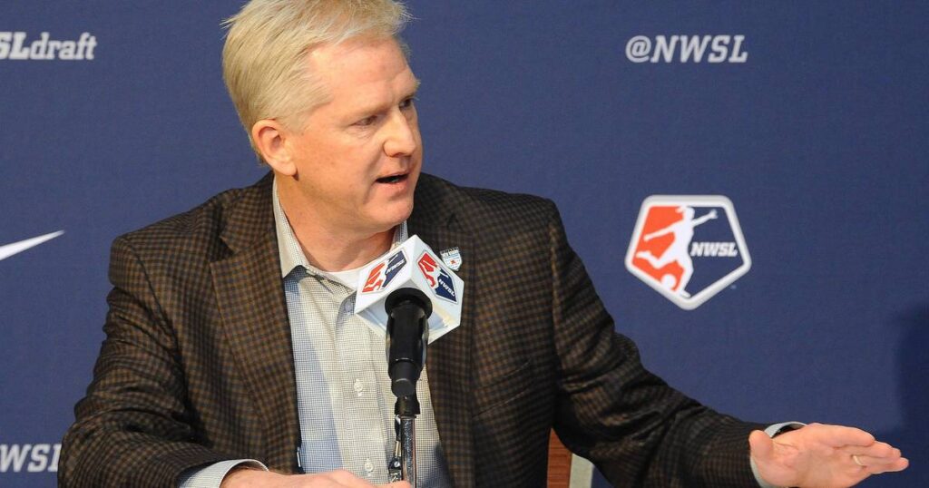 Chicago Red Stars players call for owner Arnim Whisler’s expulsion in the wake of Yates report: ‘It is finally our time’