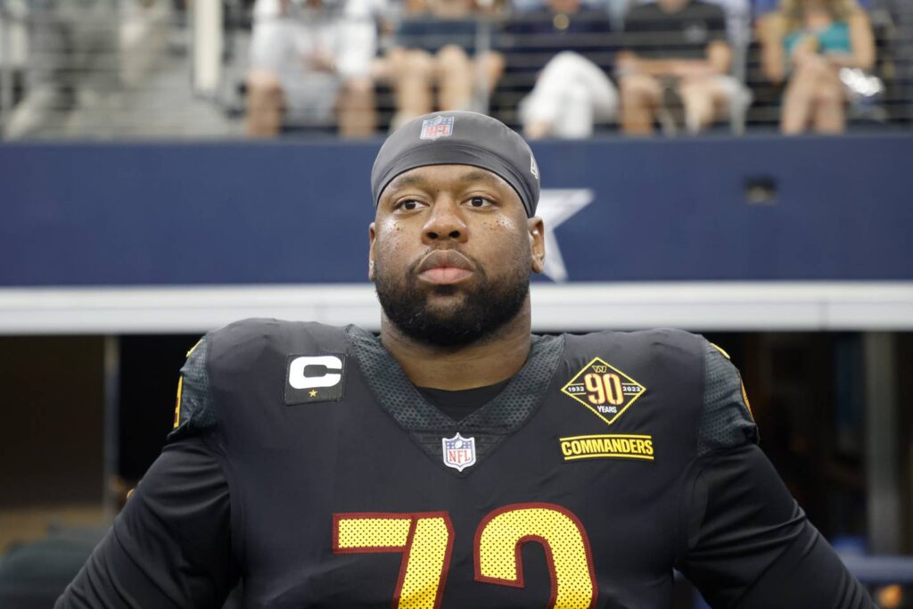 Column: Charles Leno, the former Chicago Bears left tackle, has emerged as a leader after a fresh start with the Washington Commanders