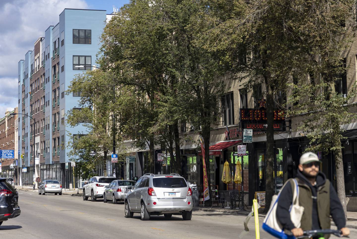 New residential construction along the 2700 block of North Milwaukee Avenue in Logan Square on Sept. 27, 2022.