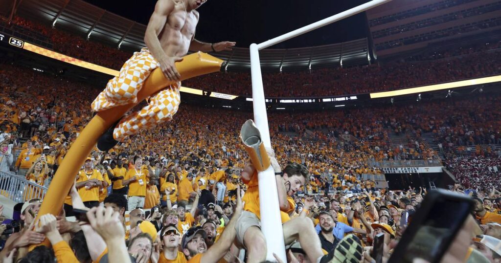 Tennessee turns to crowdfunding to replace the goalposts at Neyland Stadium after a win over Alabama