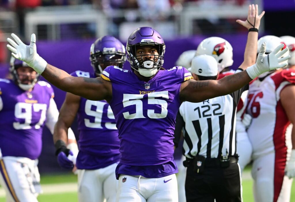 NFC North Week 8 roundup: Minnesota Vikings extend win streak to 5, while Detroit Lions can’t hold lead vs. Miami Dolphins