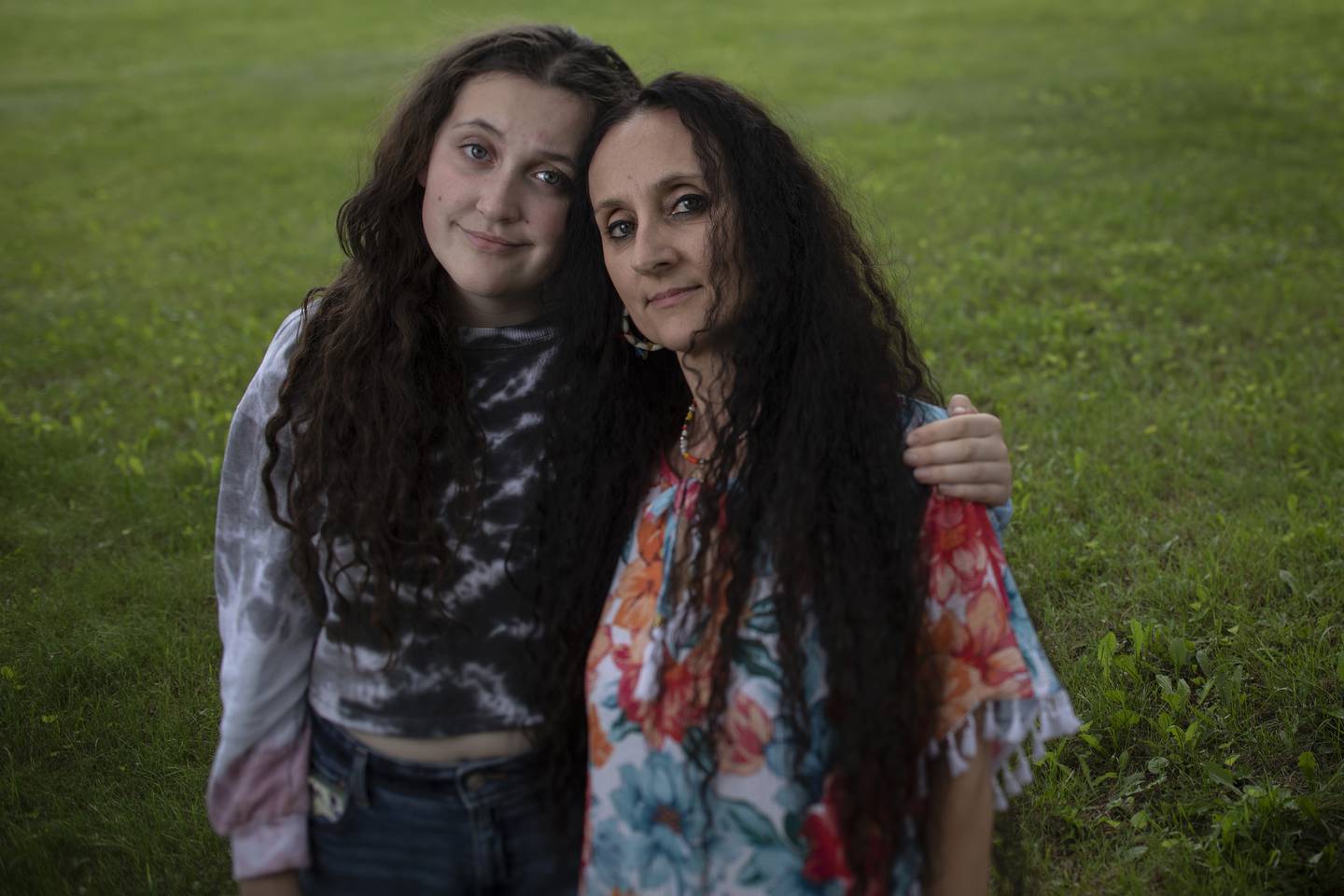 Isabel Tischer, left, recently wrote a paper for school about the Tylenol murders. Her mother, Monica Janus, at right, is the daughter of Joseph Janus, who lost two brothers and a sister-in-law to cyanide poisoning. "He deserves to know who did this to our family," Isabel said.