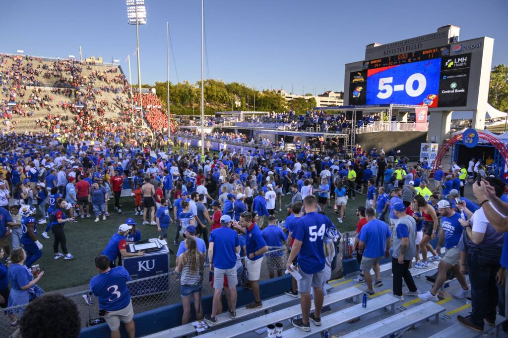 College football Top 25: Kansas snaps longest poll drought for Power Five conference — which now belongs to Illinois