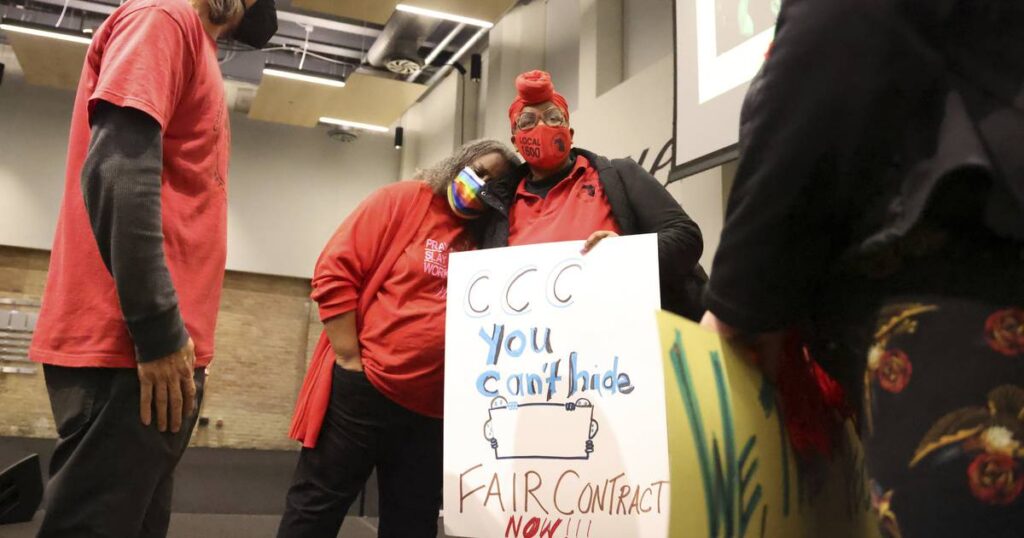 City Colleges strike called off after union reaches tentative deal for new contract