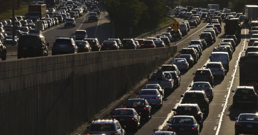 Recent traffic woes in Chicago likely to worsen before it gets better — and then there’s the marathon on Sunday