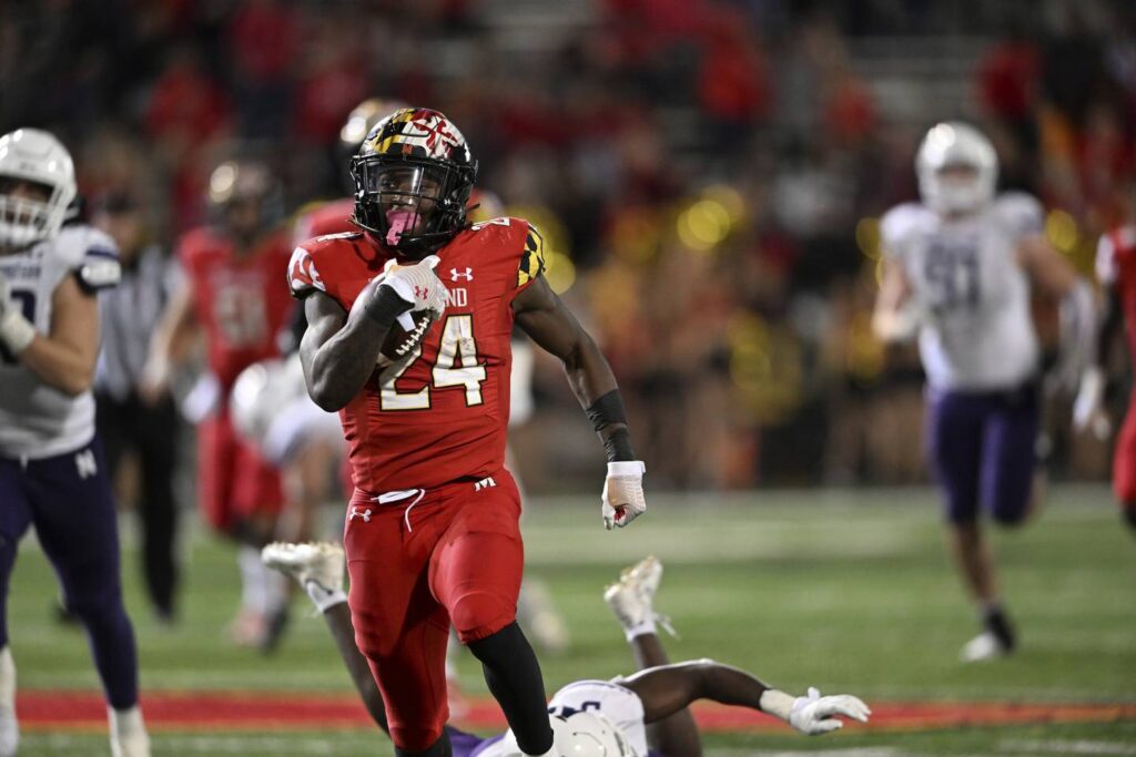 Northwestern fails to hold an early 10-point lead and falls to Maryland 31-24 — its 6th loss in a row