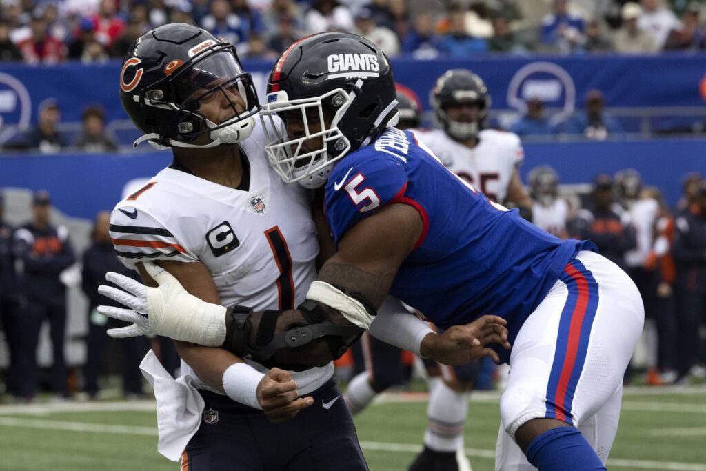 4 things we learned from Chicago Bears coach Matt Eberflus, including Cody Whitehair’s injury and several loafs on Justin Fields’ fumble
