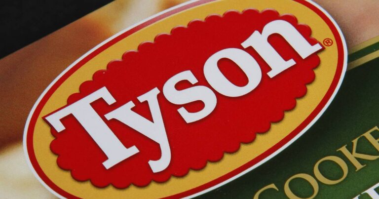 Tyson Foods will move corporate employees in Chicago, Downers Grove to Arkansas headquarters