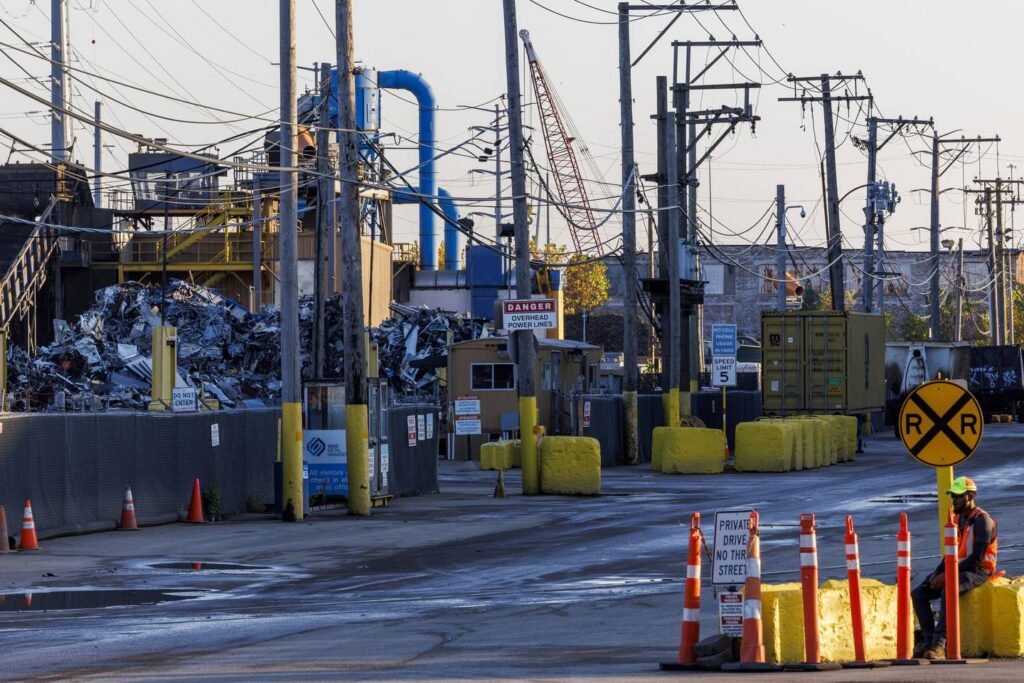 Pilsen residents call for broader study, push city to ‘close the door’ on polluters on the Southwest Side