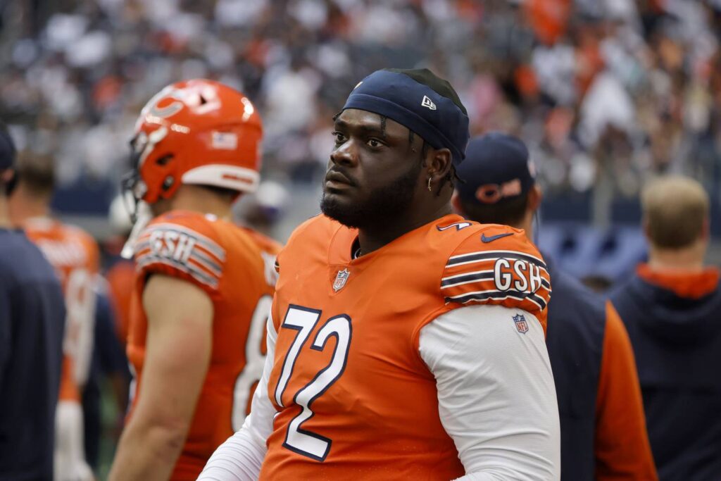 Column: The Chicago Bears say they’re prioritizing winning after trading key players. But there are 3 developmental moves they should make soon.