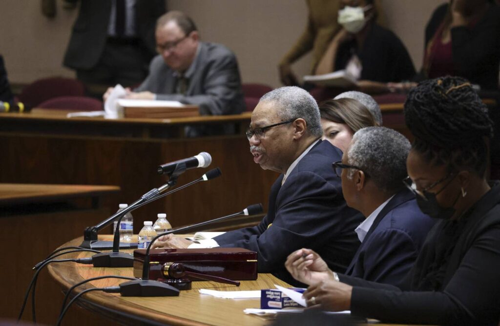 CTA continues to face staff shortage that contributes to ghost trains, President Dorval Carter tells aldermen