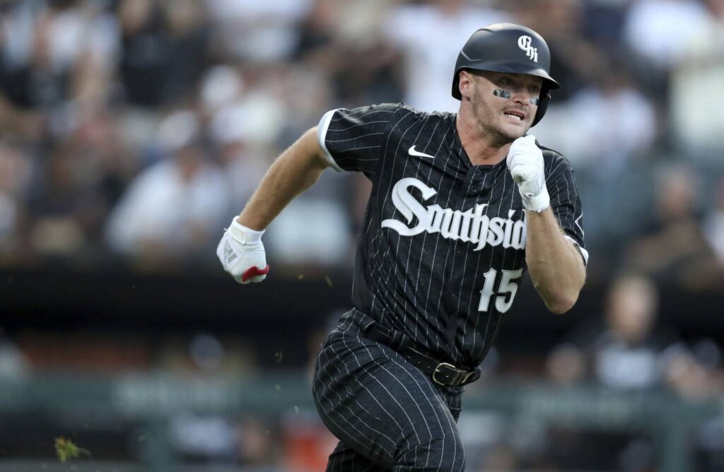 Chicago White Sox decline to tender contracts to infielder Danny Mendick and outfielders Adam Engel and Mark Payton
