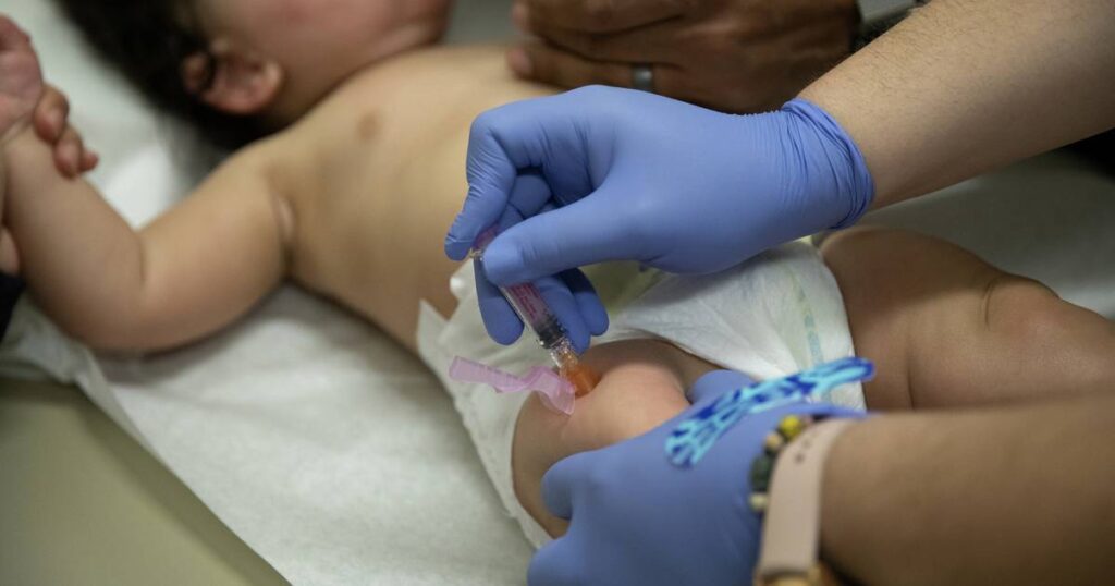 Illinois doctors plead with parents to get flu shots for kids, amid hospital crowding