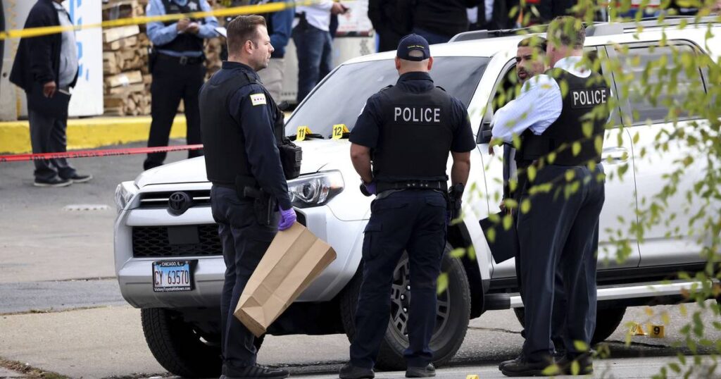 No injuries reported after cop fires gun on Northwest Side