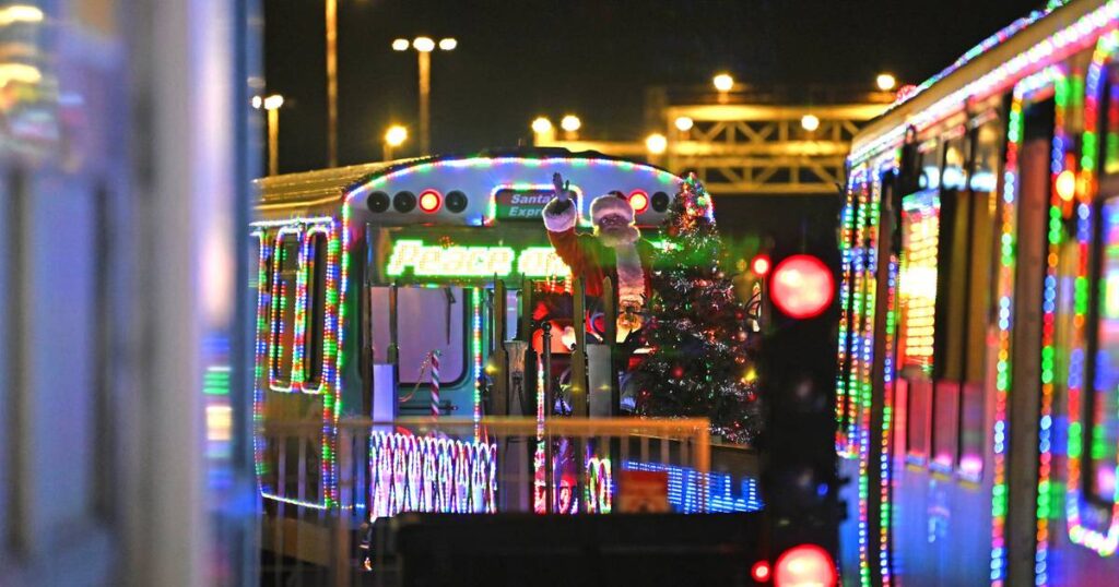 CTA holiday train, bus to return after Thanksgiving for 31st annual festive rides