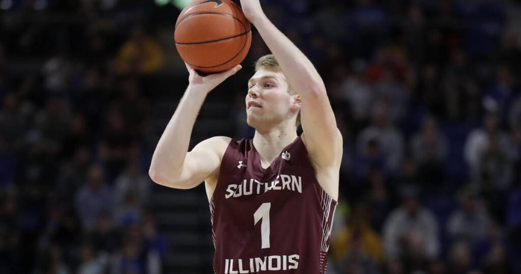 Late 3-pointer gives Southern Illinois a 61-60 upset of Oklahoma State — the Salukis’ 1st road win against a Power Five team since 2000