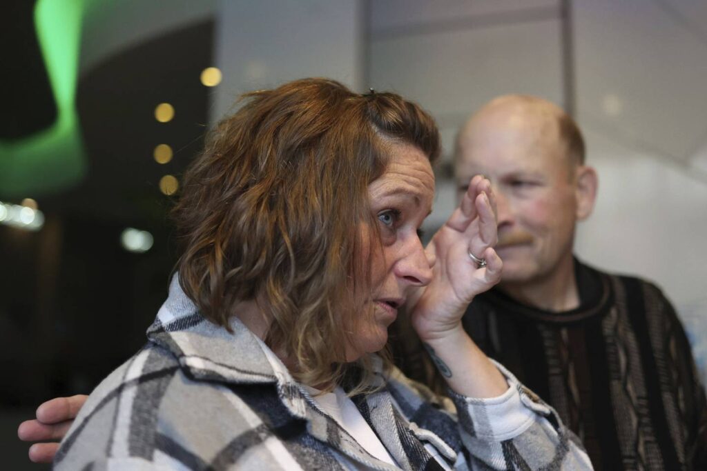 Indiana mother hears late daughter’s heartbeat again through rare meeting with heart transplant recipient