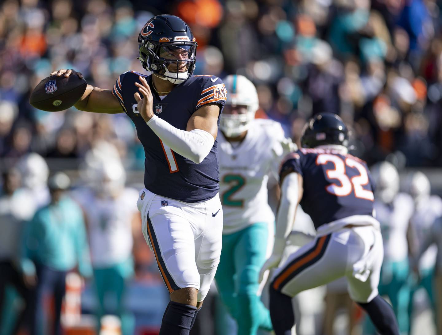 Bears quarterback Justin Fields passes against the Dolphins at Soldier Field on Nov. 6, 2022.