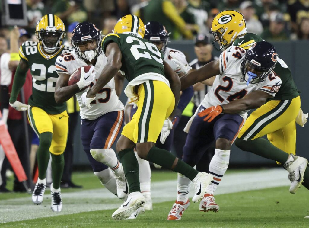 Rookie Trestan Ebner looks for a bigger role in the Chicago Bears running game with Khalil Herbert on IR
