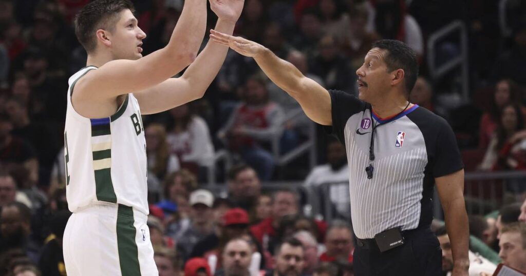 Grayson Allen earns the Chicago Bulls’ ire again after another collision — this time with DeMar DeRozan
