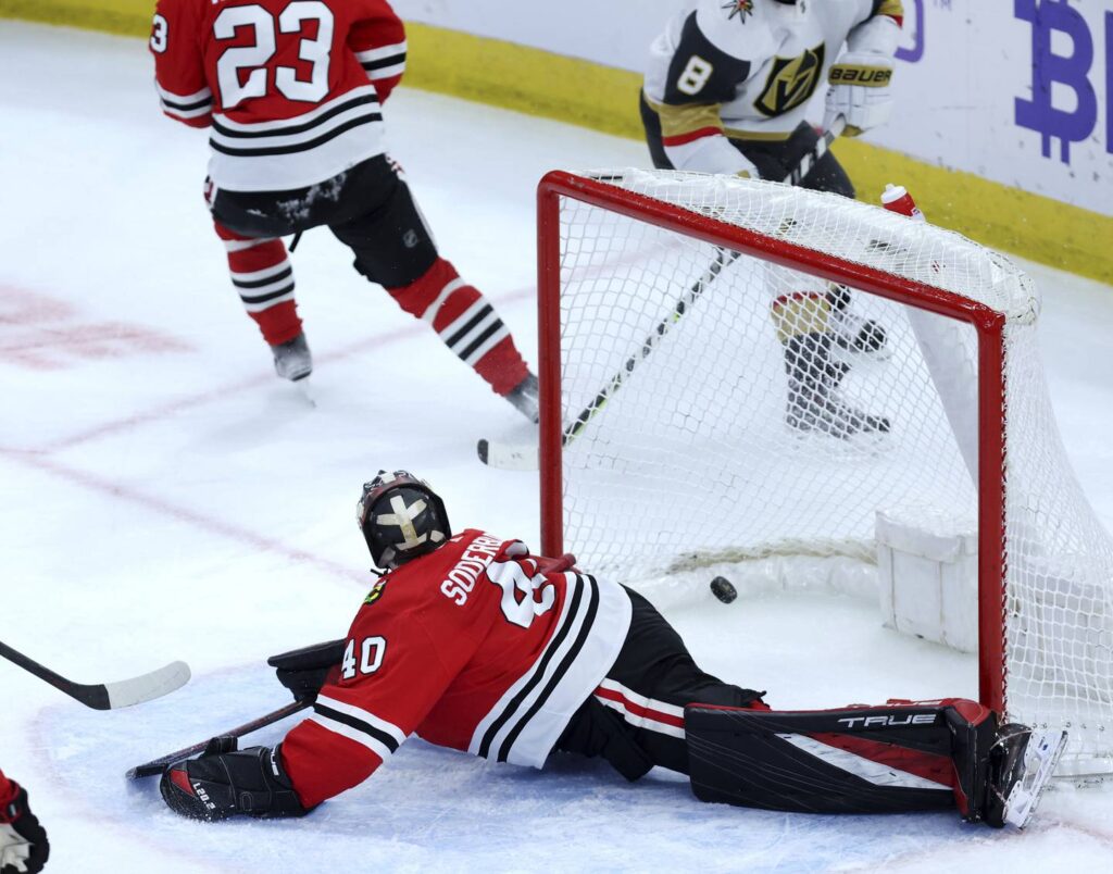 Did a power-play strategy backfire? 4 takeaways from the Chicago Blackhawks’ 4-1 loss to the Vegas Golden Knights.
