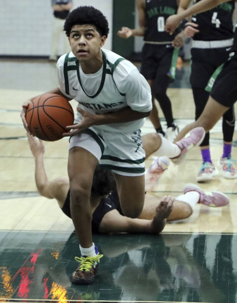 Three spree: Ulises Cardenas takes nothing for granted, lifts Evergreen Park over Oak Lawn. ‘I knew I had to do something big.’