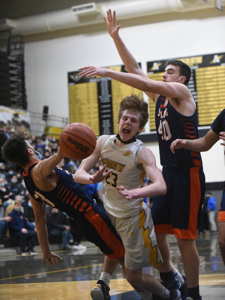 LaPlant-based diet: Andrew’s Nathan LaPlant breaks school records by scoring 45 points, making 11 3-pointers. ‘It was awesome.’
