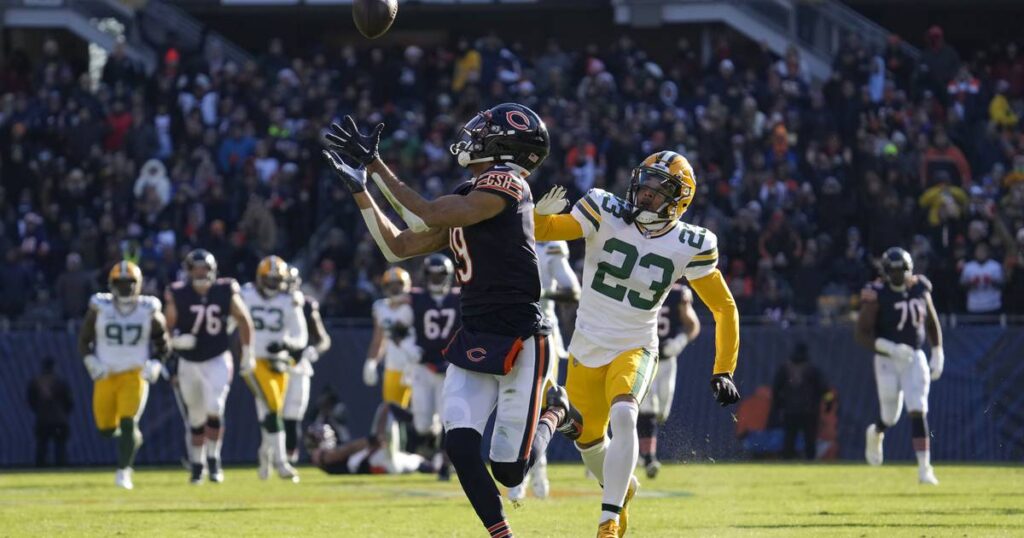 3 things we learned from the Chicago Bears, including a Packer’s apology text to Equanimeous St. Brown and Alex Leatherwood’s debut