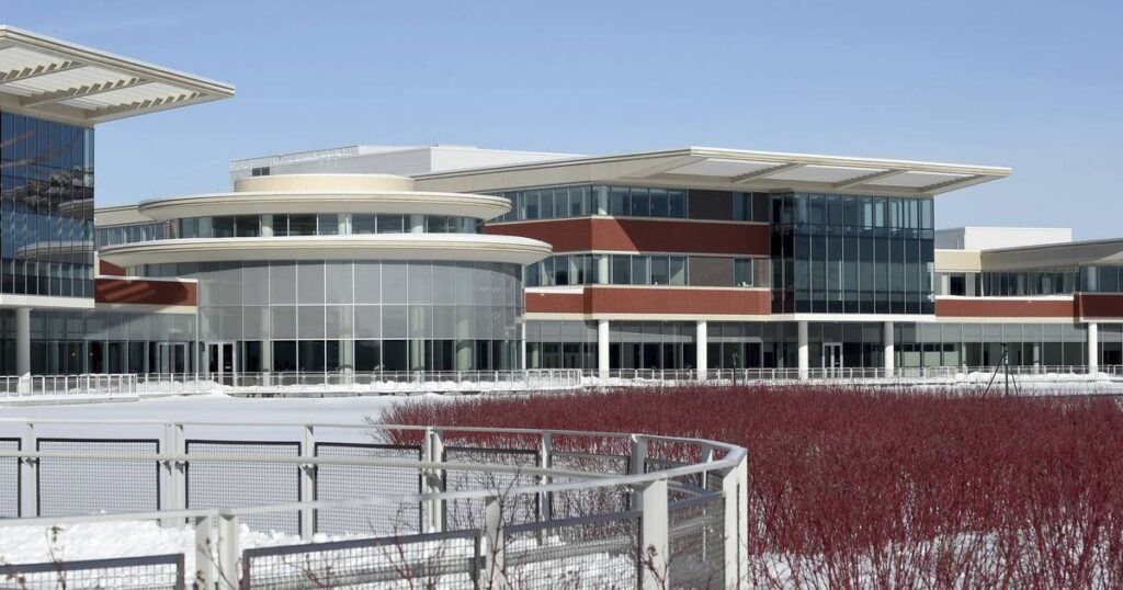 Northwestern Lake Forest Hospital lays out plan for $389 million expansion, modernization project