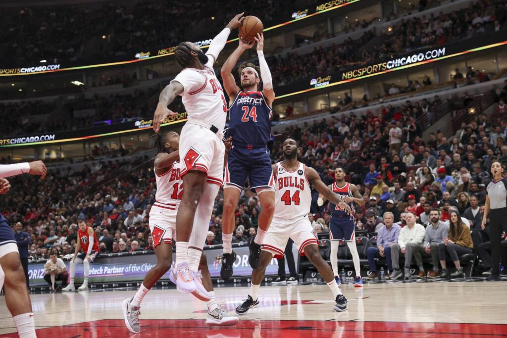 Javonte Green’s injury creates a snag, but Billy Donovan remains set on shaking up the Chicago Bulls lineup: ‘We’ve got to try to move things around’
