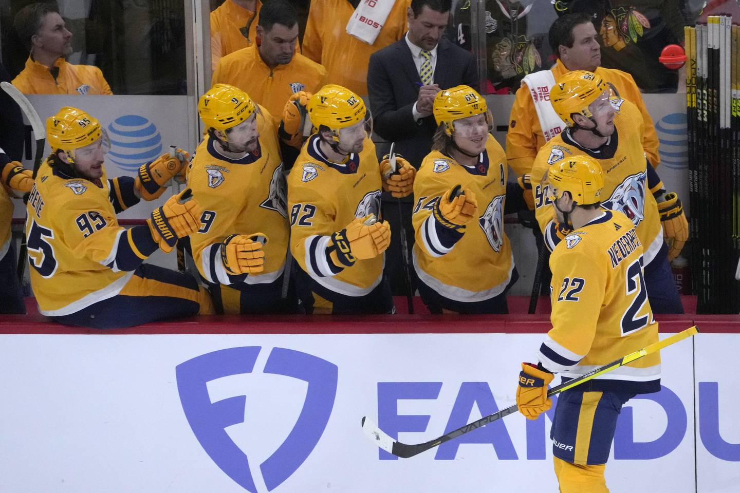 The Predators' Nino Niederreiter is congratulated for his goal against the Blackhawks during the first period on Dec. 21, 2022.