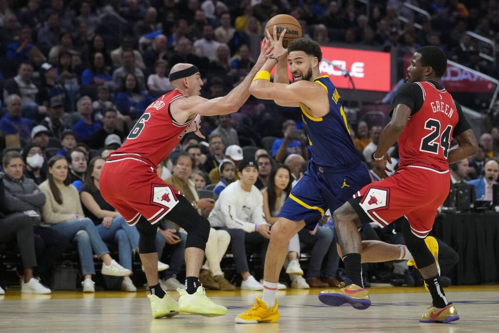 Will moving Alex Caruso and Javonte Green to the starting lineup fix the Chicago Bulls’ problems?