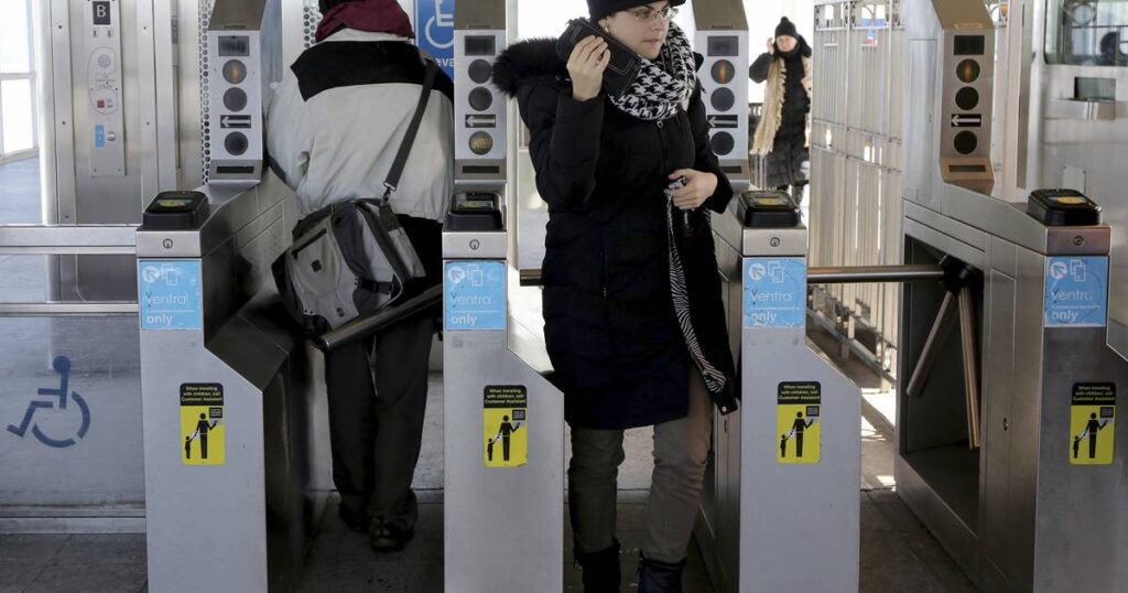 Work set to remove some CTA Blue Line slow zones