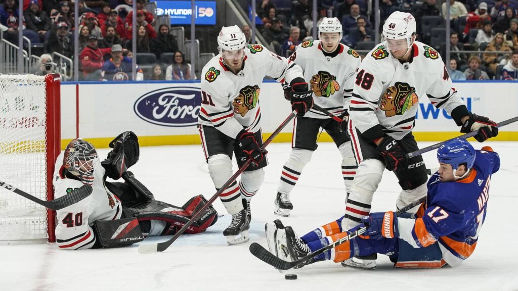 5 takeaways from the Chicago Blackhawks’ 3-0 loss to the New York Islanders: ‘We ran out of gas both mentally and physically’