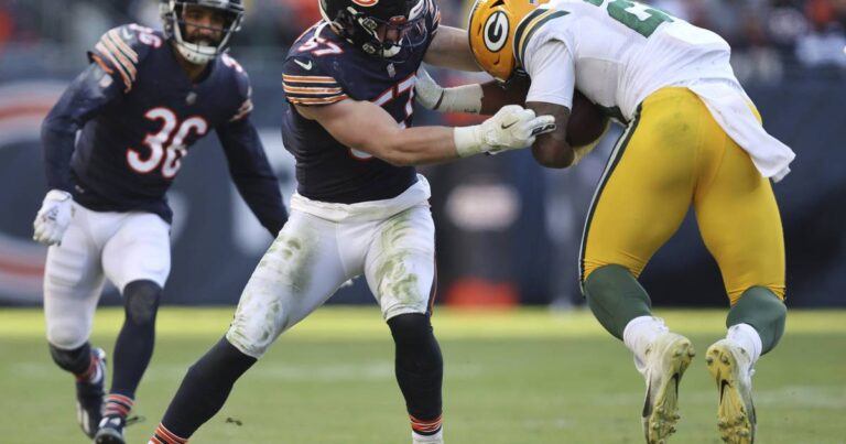 The Chicago Bears place rookie linebacker Jack Sanborn on injured reserve; Teven Jenkins could return this week